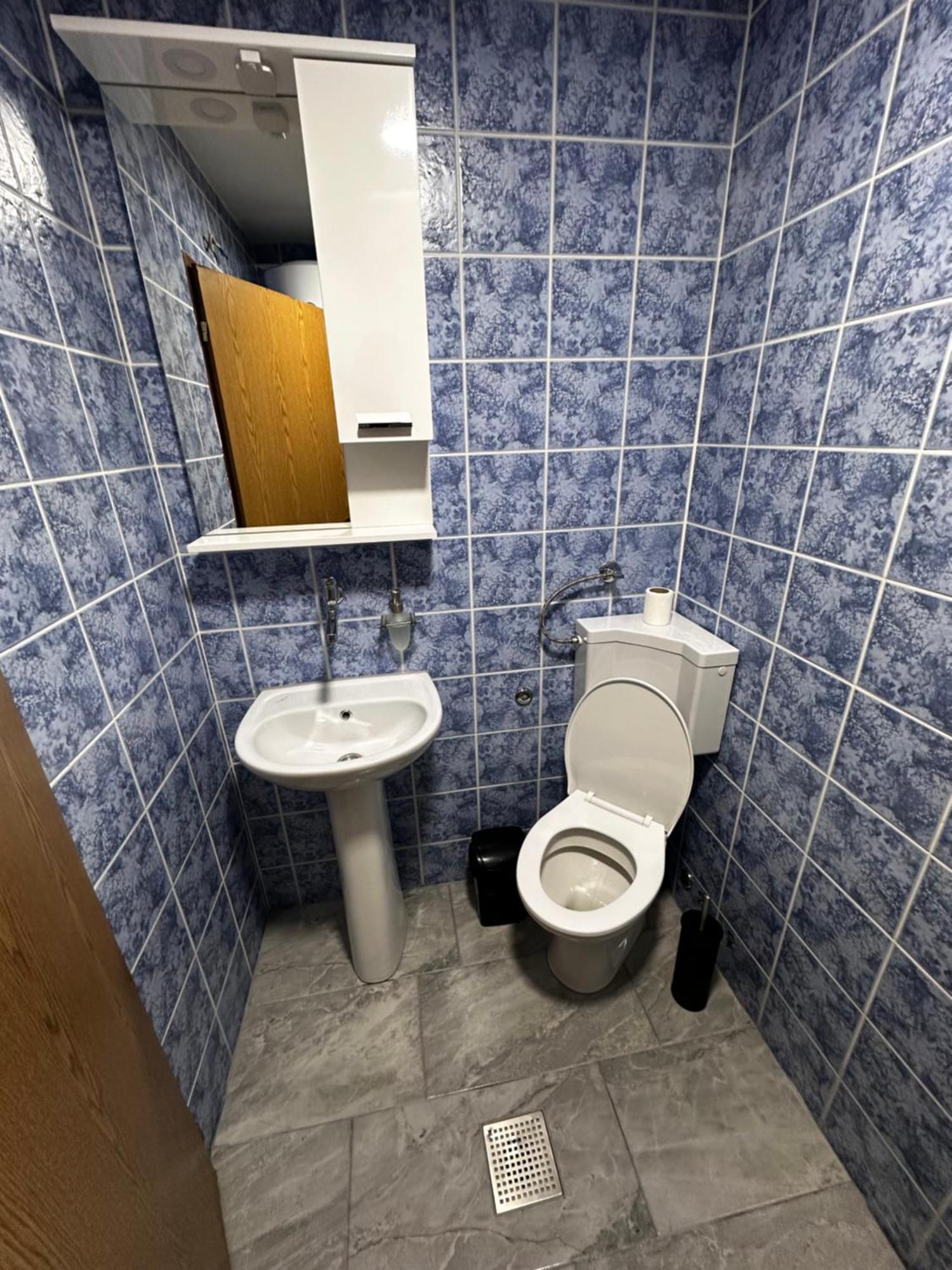 Apart Cobras Jajce Exterior foto